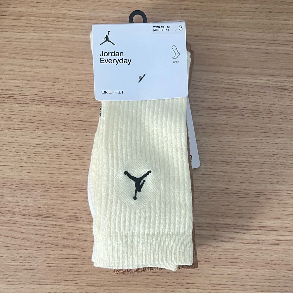 Jordan Everyday Dri-Fit Crew Socks Size Womens 10-13 , Mens 8-12